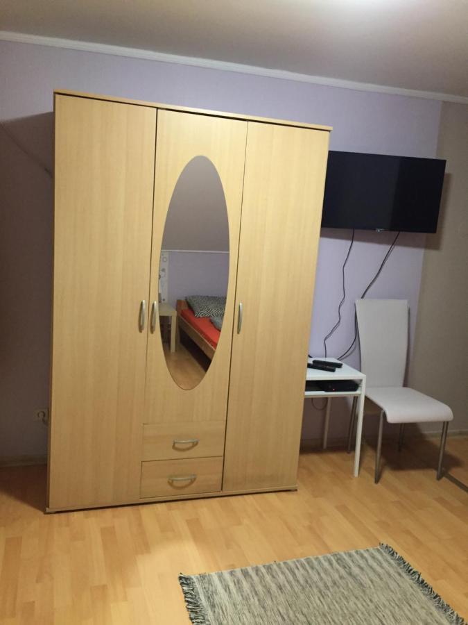 Hotel Fekete Macska Panzio à Tata Extérieur photo